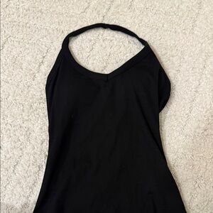 Elegant Black Halter Top Suuksess